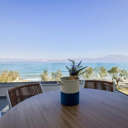 La Mer Bleue Boutique Suite Vrahati Exterior foto